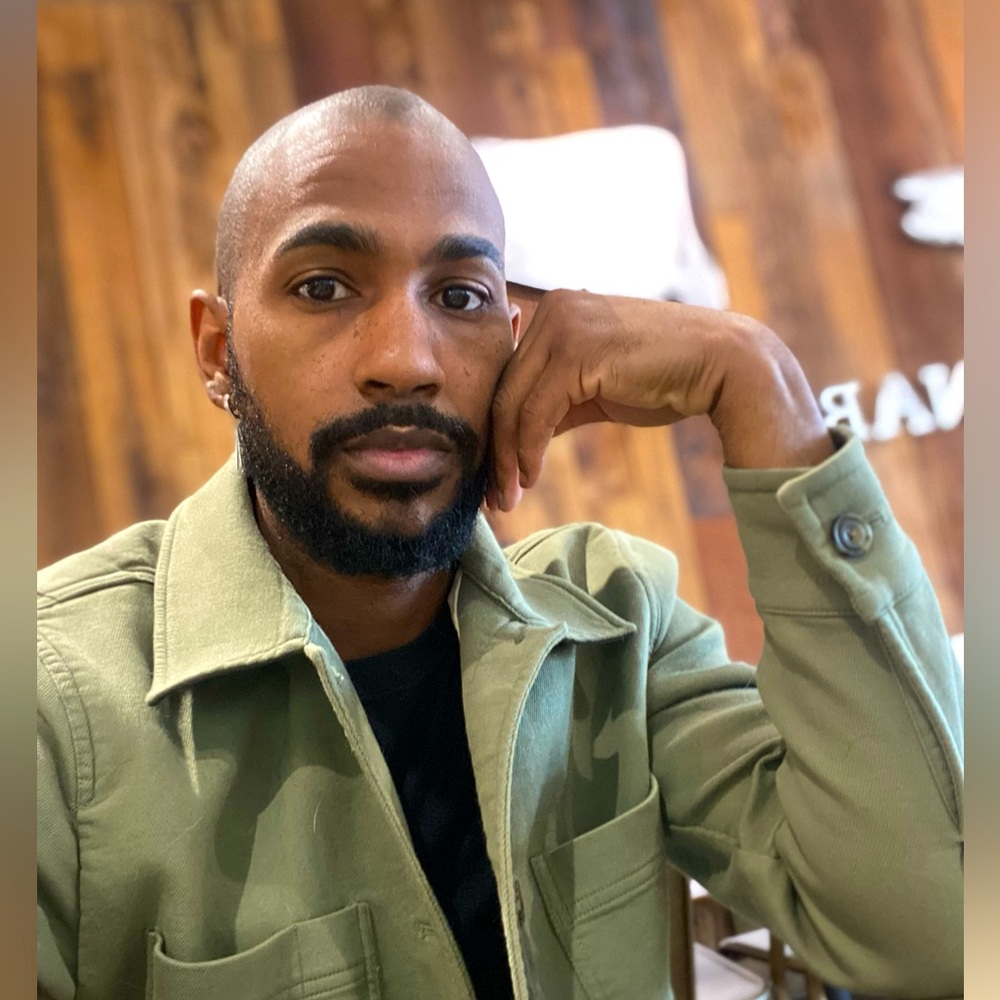 Meet your Posher, Quinton
